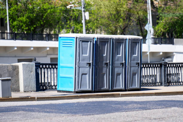Best Porta potty delivery and setup  in Le Mars, IA